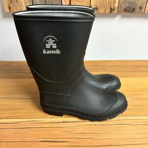 Kamik Classic Black Waterproof Boots - Size 5